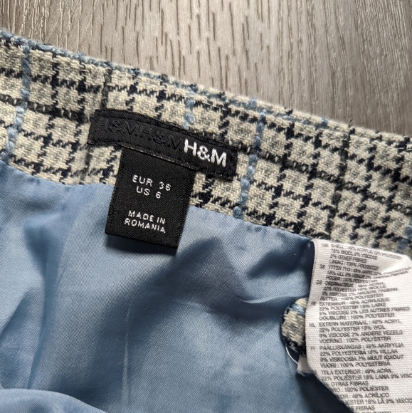 Plaid wool mini skirt - Picture 3 of 4